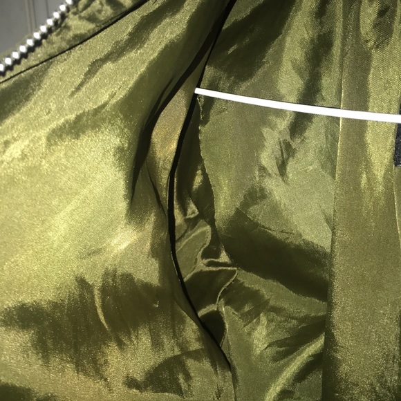 Bomber jacket - Picture 4 of 4